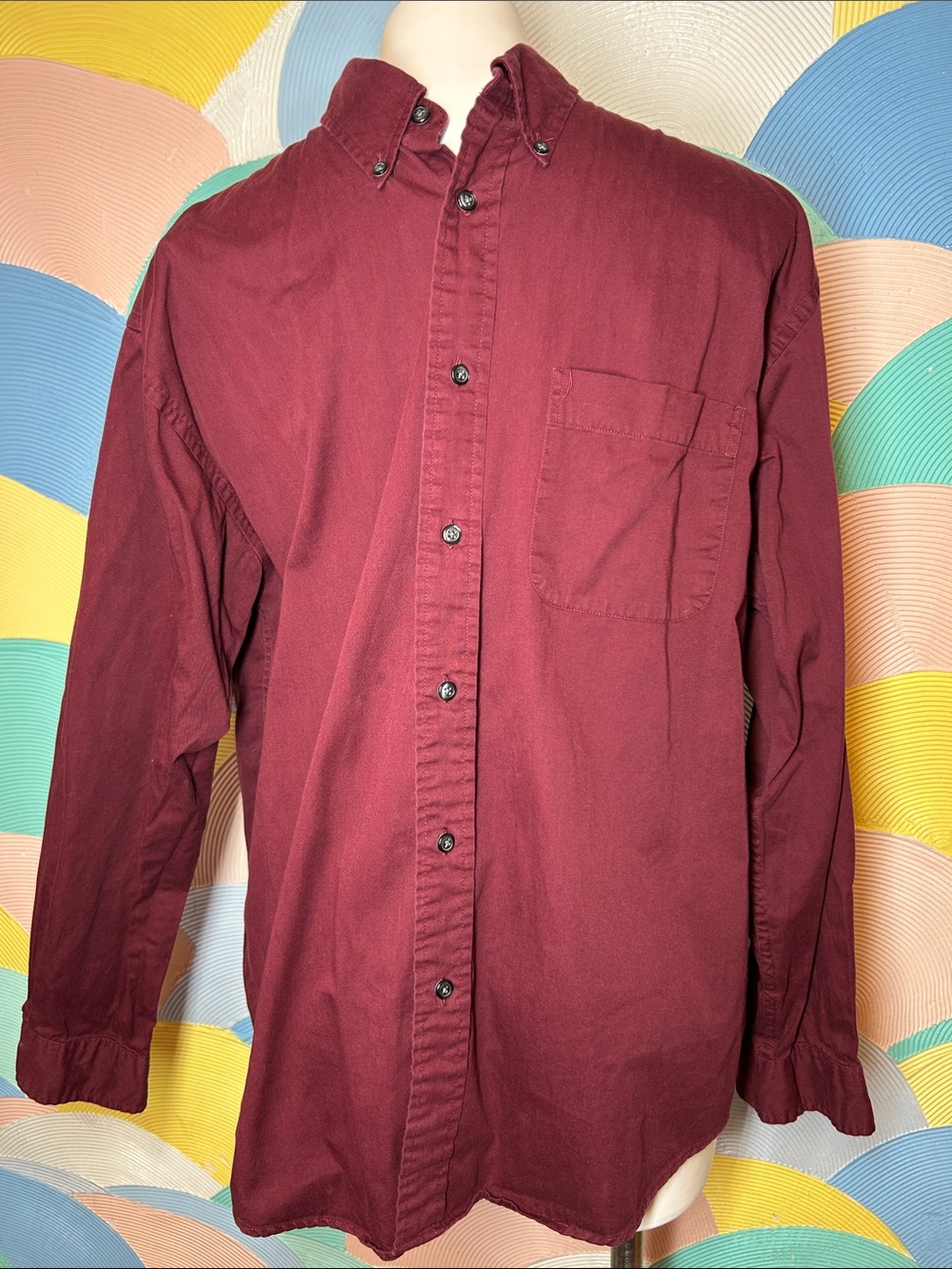 Van Heusen Men's Long-Sleeve Button-Down Shirt in Burgundy sz L